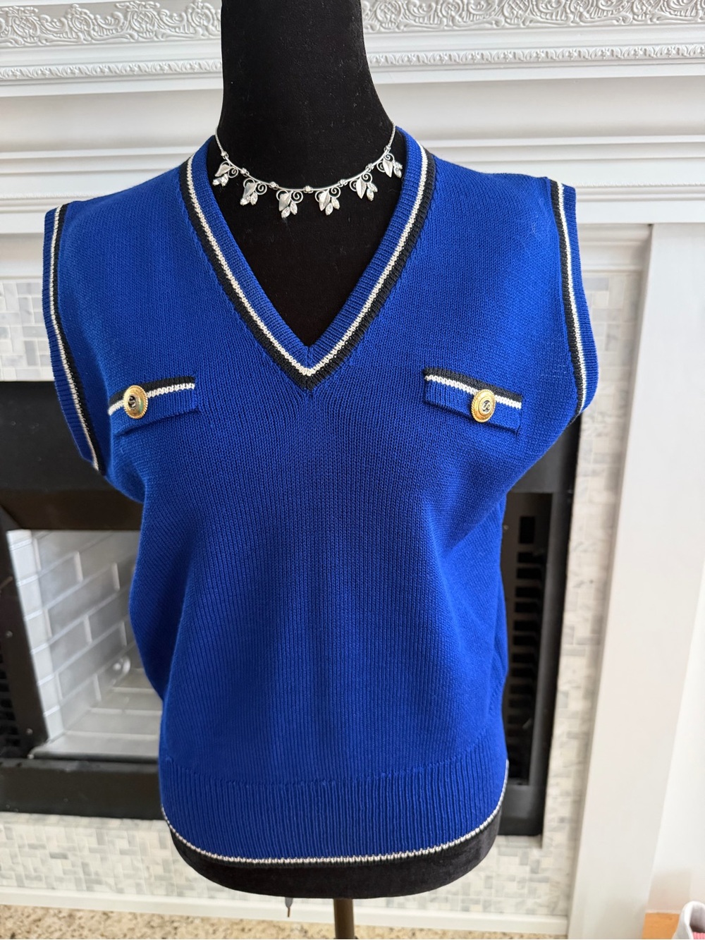 Vintage V-Neck Knit Sweater Vest in Royal Blue